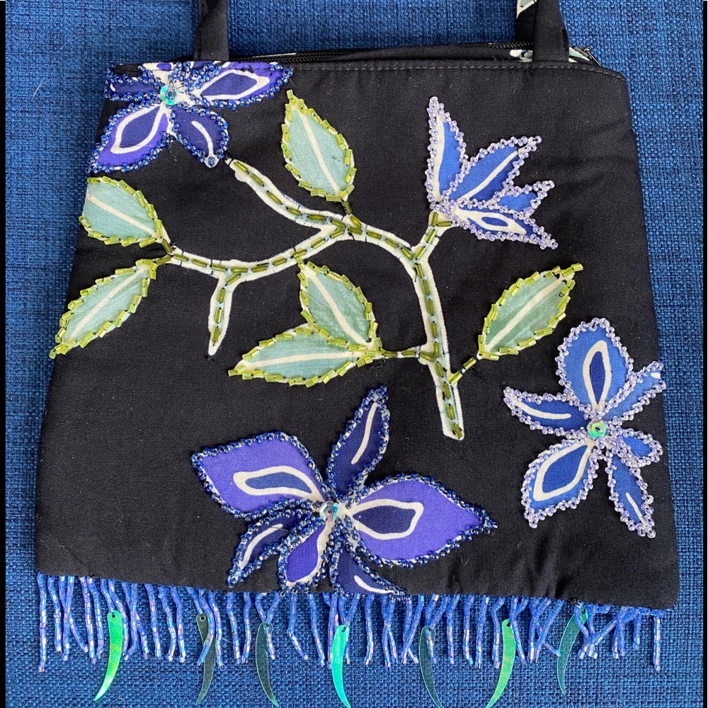 Black zip beaded purse / crossbody bag / shoulder